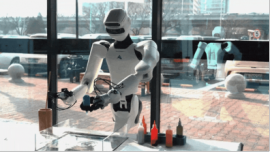 When a Department Store Turns Tech Stage: Beijing's First Robot Pop-Up Redefines Experience with 7 Scenarios_fororder_下载
