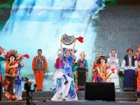 黔西南州民族歌舞剧《锦·蓝》精彩上演