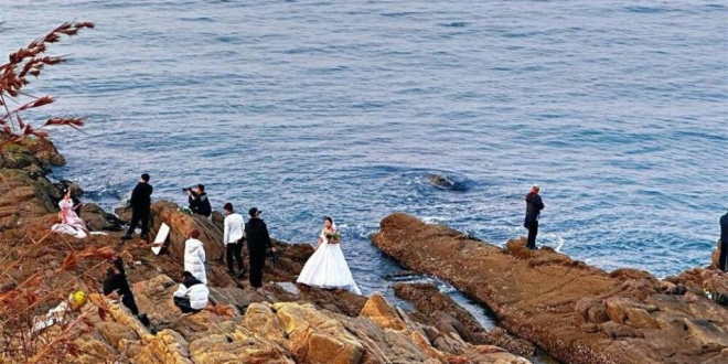 威海市环翠区：冬日“趣”看海 浪漫不打烊