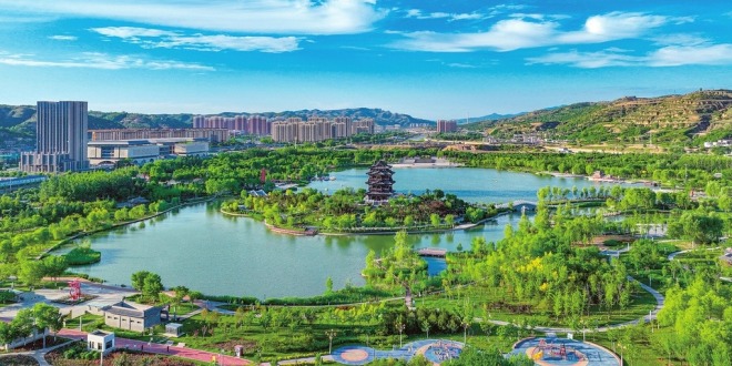山西吕梁：夏日如意湖 宜居风光好