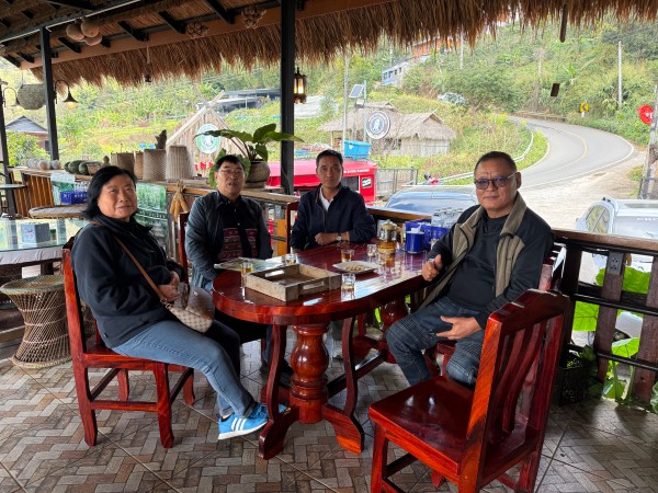 [Typical Case] Yunnan, China · Lancang-Mekong Countries Cross-Border Language AI Large Model_fororder_2026年1月泰国北部清莱省山区-访问阿卡人咖啡庄园
