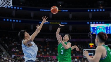 全运会篮球——男子成年组小组赛：辽宁胜北京