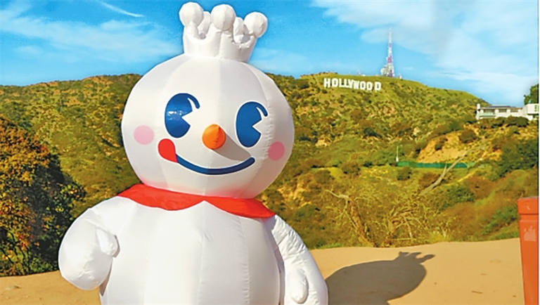 蜜雪冰城进军美洲市场 雪王圈粉好莱坞