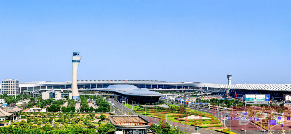 “双枢纽”升级“双基地”!卢森堡首批制造业项目在航空港开工