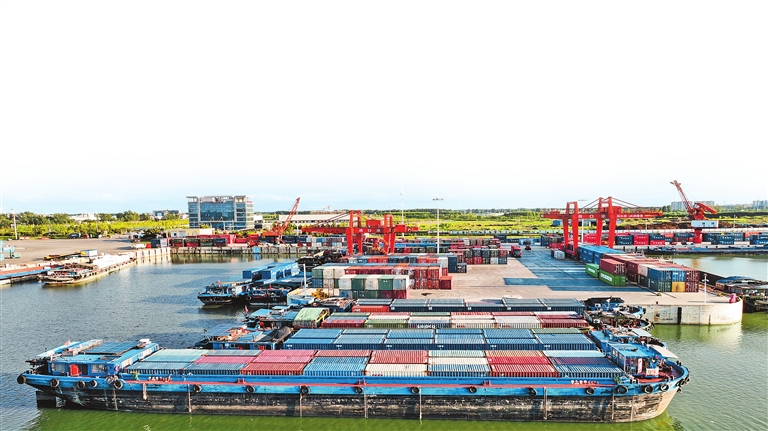 【奋进的河南 决胜“十四五”·周口篇】这一座港口 向涛而立