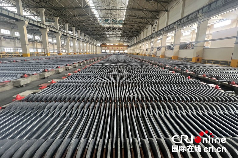 豫光集团何以成就“千亿答卷”_fororder_智能化的电解铅车间