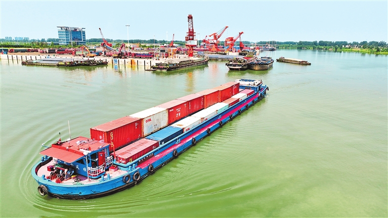 【奋进的河南 决胜“十四五”·周口篇】这一座港口 向涛而立