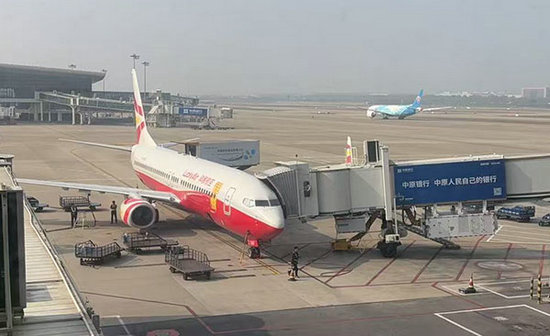 祥鹏航空完善冬航季布局 郑州至北海、泉州航线启航_fororder_客机整装待发