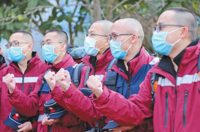 战“疫”一线的青春影像（来自疫情防控一线的报道）