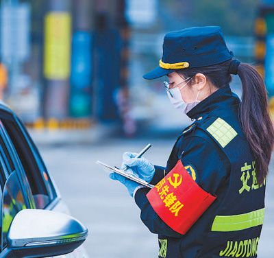 战“疫”一线的青春影像（来自疫情防控一线的报道）