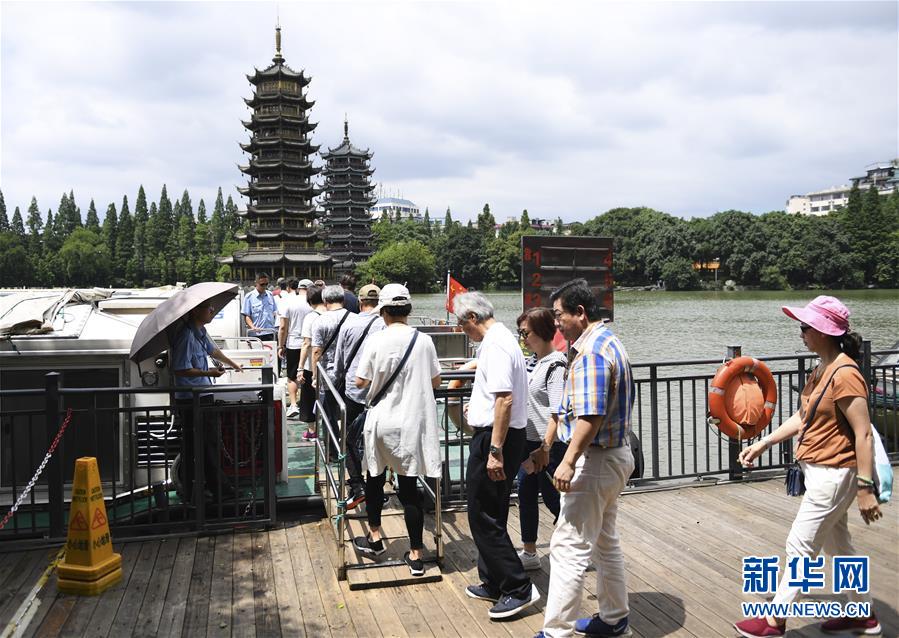 雨后桂林引客来