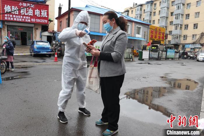 “90后”的戰場:駐守在城市的“戰疫”生力軍