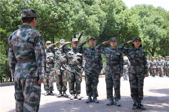 (B 平安江苏图文 CHINANEWS带图列表 移动版) 南京鼓楼援鄂抗“疫”民兵参与应急轮训