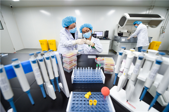 (有修改)(B 房产页面 新闻速递列表)聚焦江宁开发区2020南京创新周:昂科利“黑科技”显微镜亮相