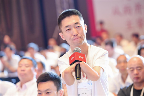 备注:文中的残障人士同意放照片(供稿 企业列表 三吴大地无锡 移动版)无锡远东集团心系慈善邀身障人士参加学习会