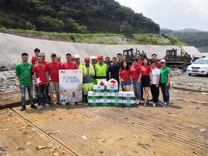 (供稿 公益列表 三吴大地苏州 移动版)助力清凉苏州 华润万家再行动