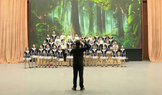 青岛市城阳区白云山学校在区第26届教育艺术节班级比赛中创佳绩
