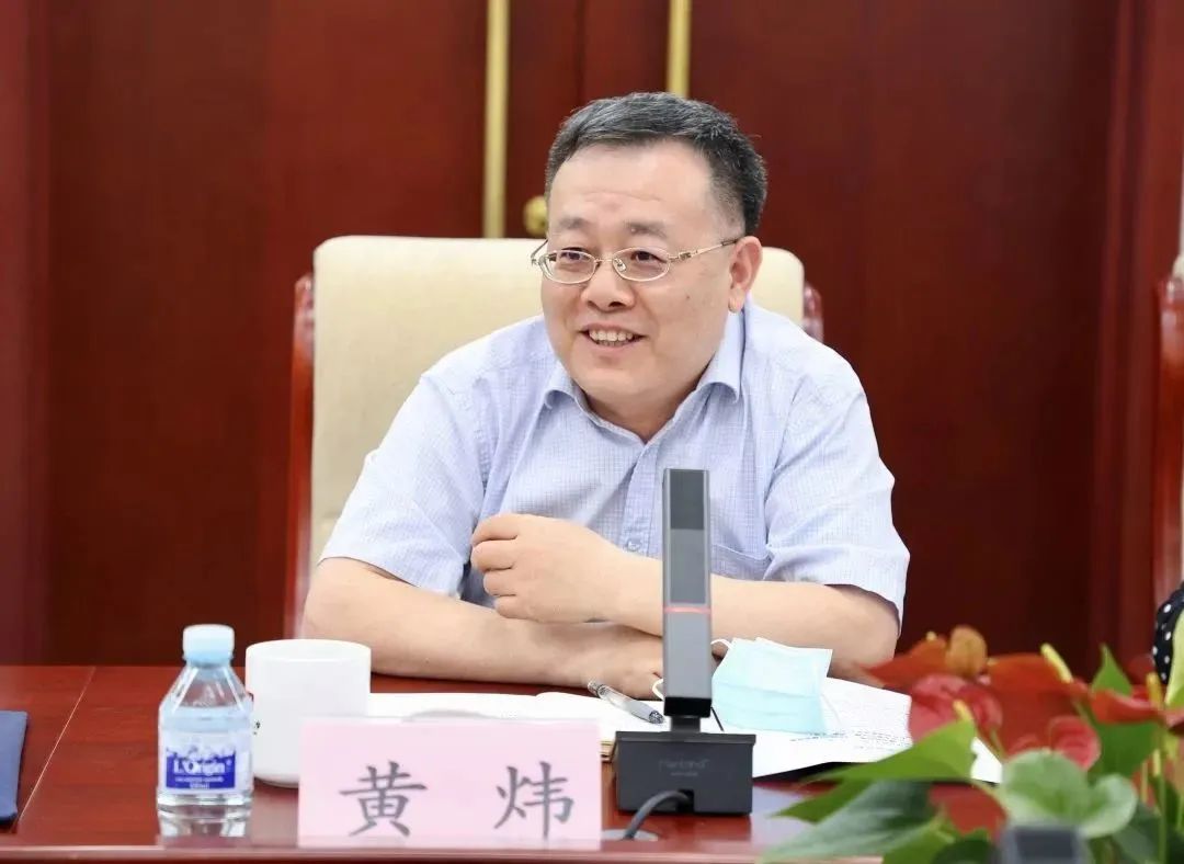 中国宋庆龄基金会党组书记、副主席沈蓓莉及中广联合会会长范卫平赴有声阅读委员会调研