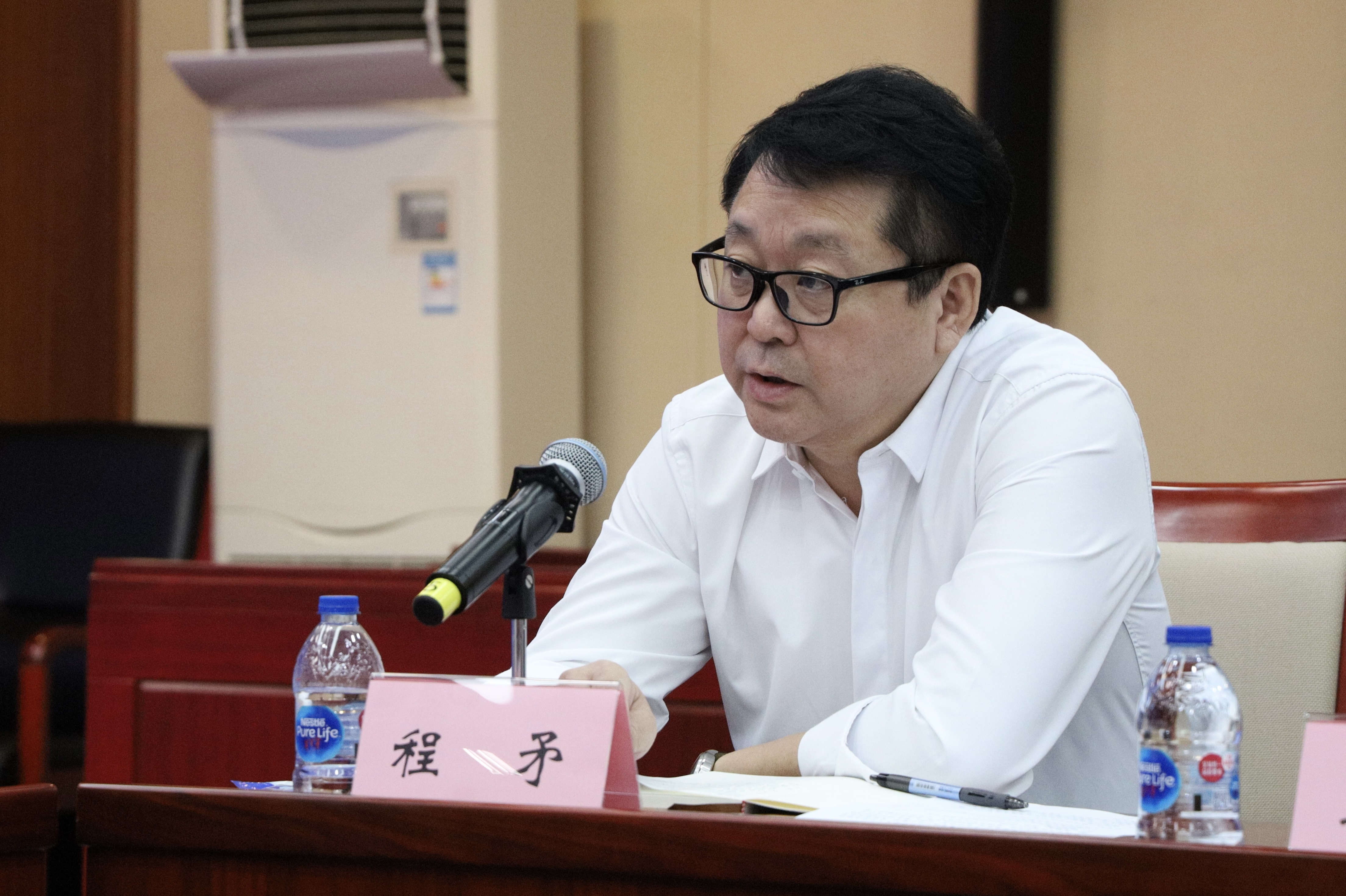 中广联合会职业道德建设座谈会上各委员会代表发言表态_fororder_程矛
