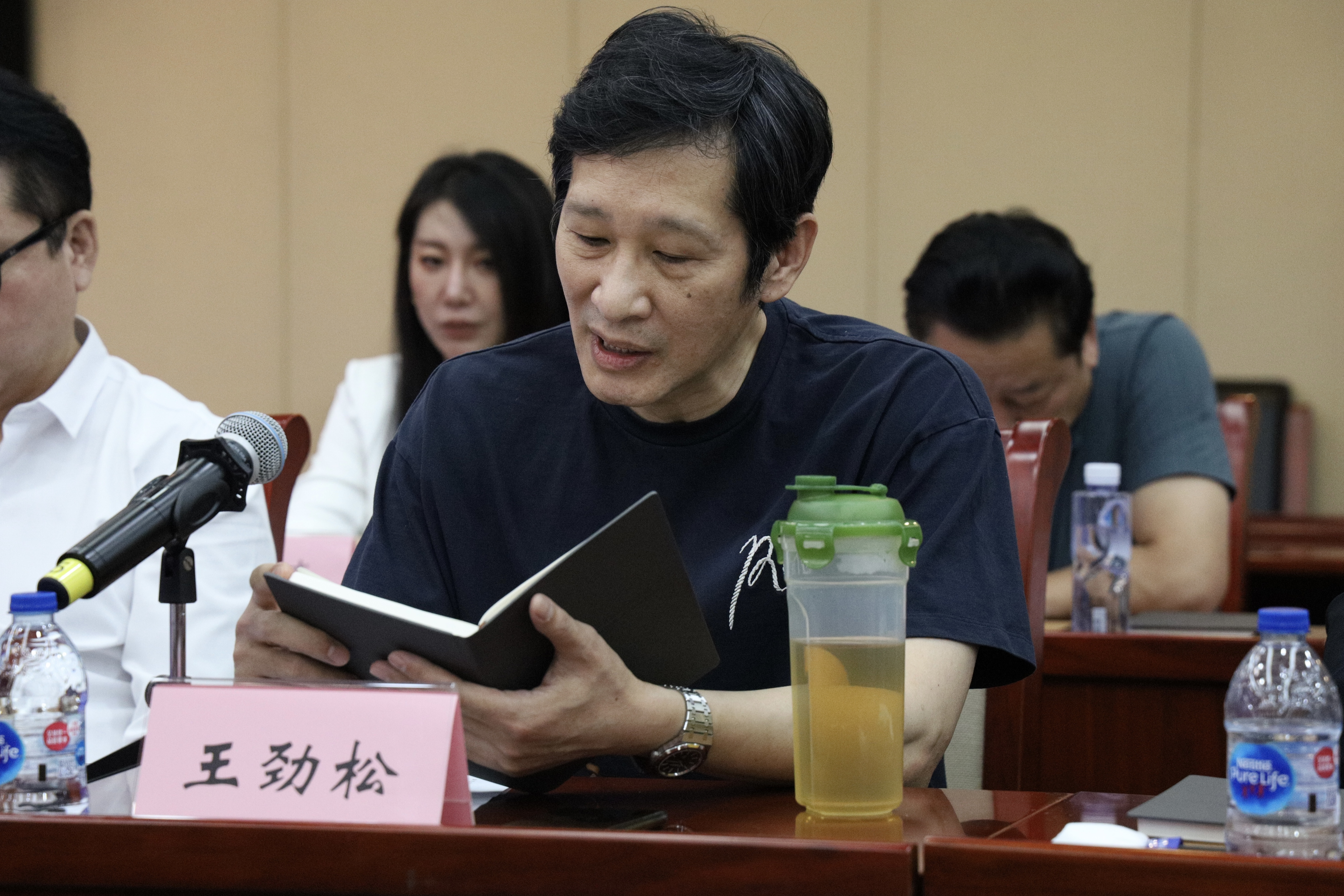 中广联合会职业道德建设座谈会上各委员会代表发言表态_fororder_王劲松