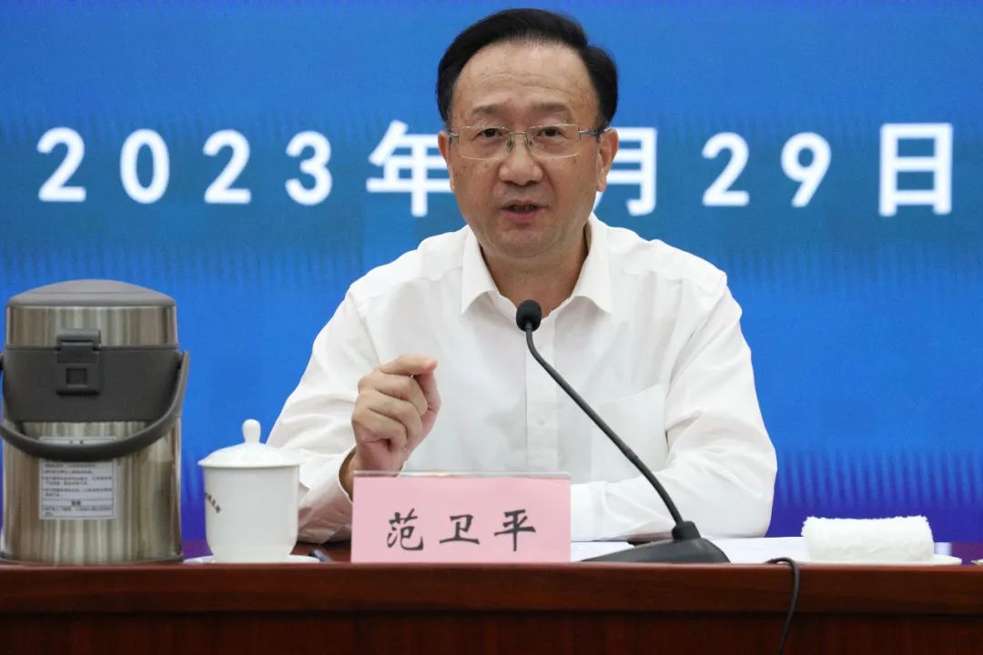 中广联合会召开加强广播电视文艺工作者职业道德建设座谈会