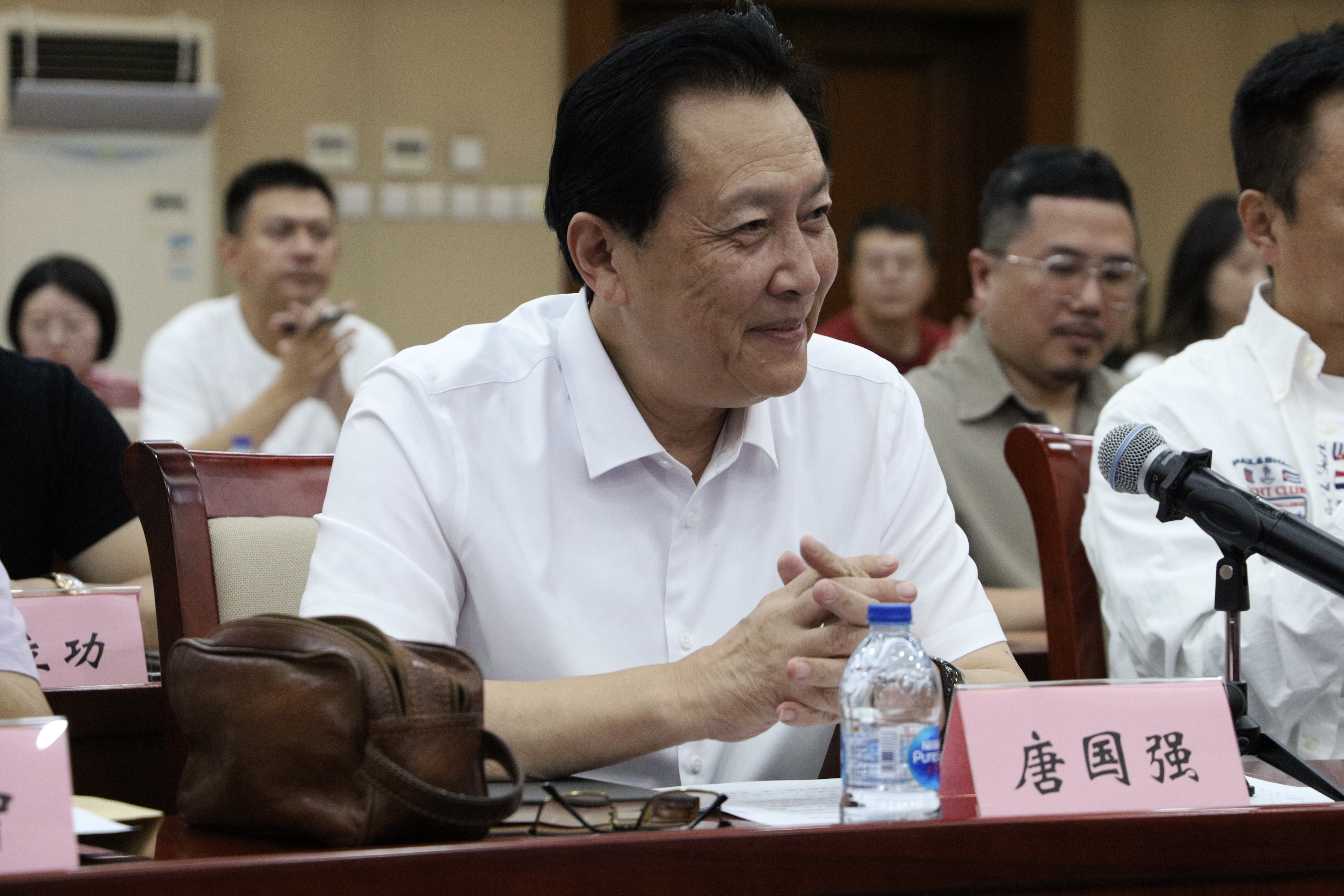 中广联合会职业道德建设座谈会上各委员会代表发言表态_fororder_唐国强