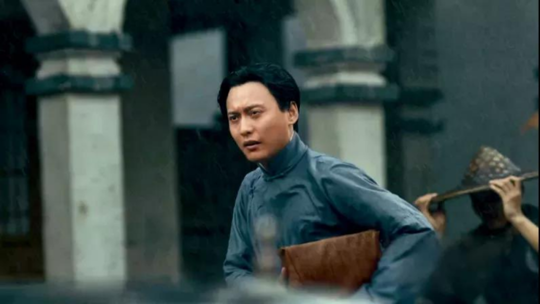 中广联合会演员委员会会员侯京健荣获2023全国广播电视和网络视听先进事迹报告会先进个人