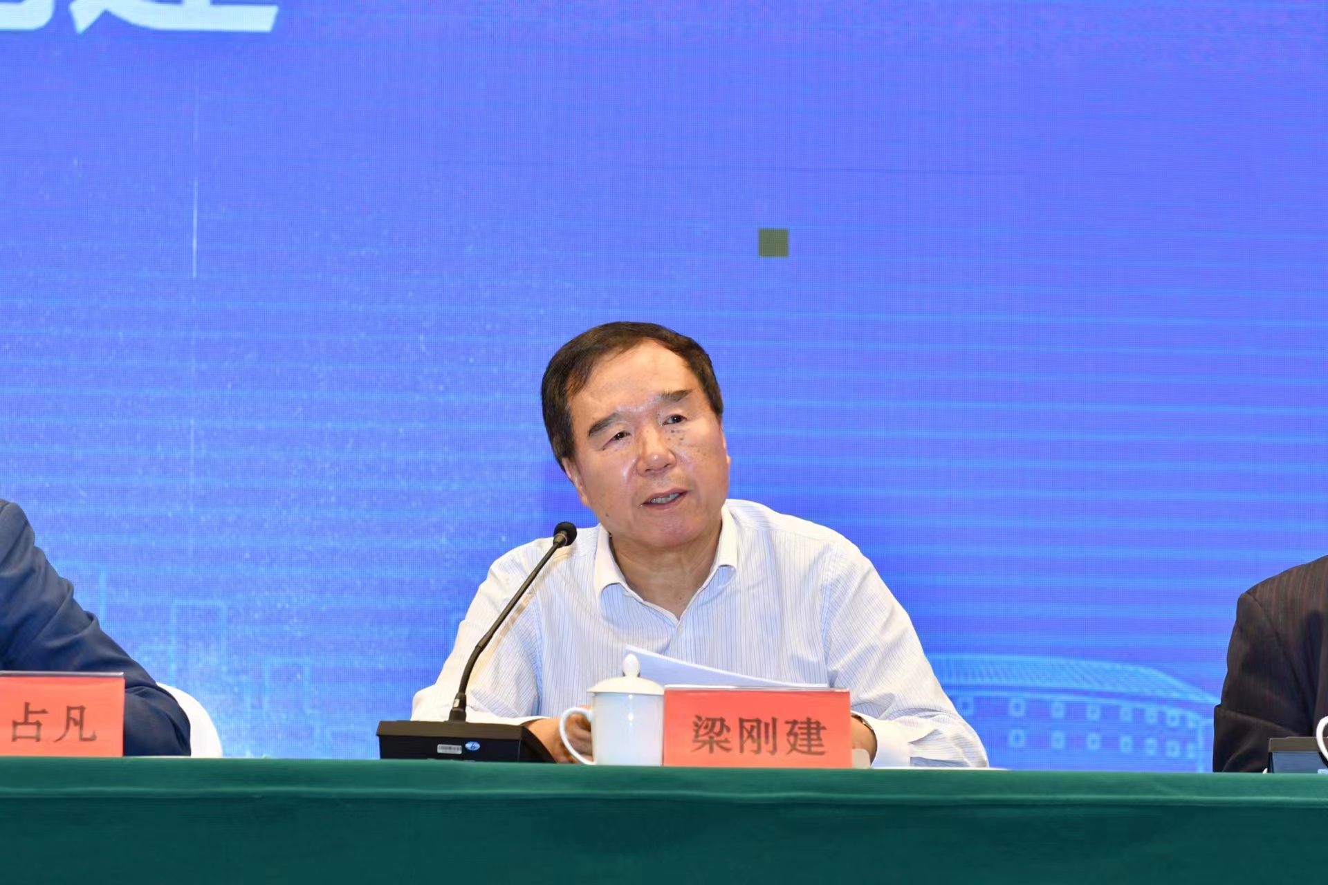 “全国百城百媒看漳州”采访活动在漳州举办
