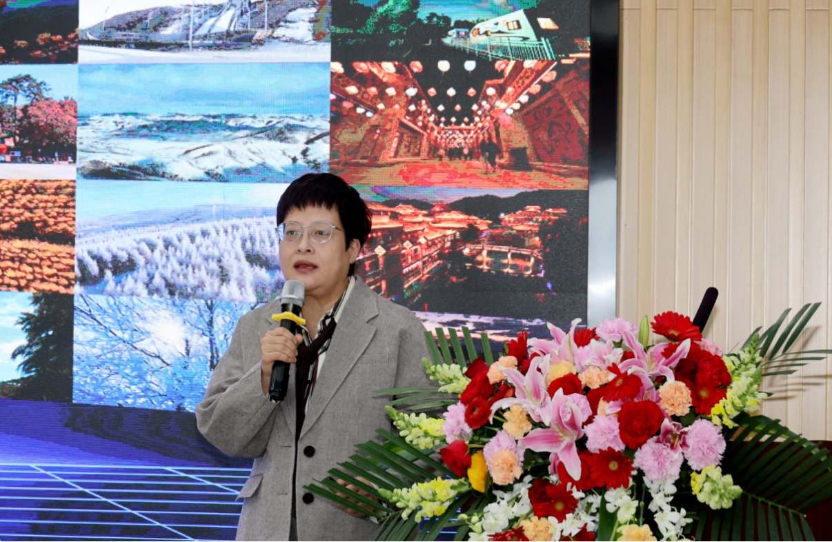 第二届智能传播案例发布仪式暨大视听产业发展研讨会在京举行