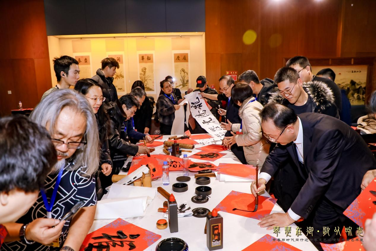 传承有我系列活动“琴瑟在御·歌以咏志”青春与时代同行迎新春文艺汇演暨书画艺术展在京举行_fororder_图片27