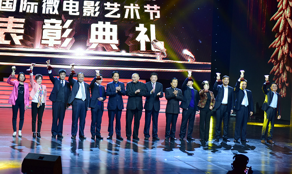 图片默认标题