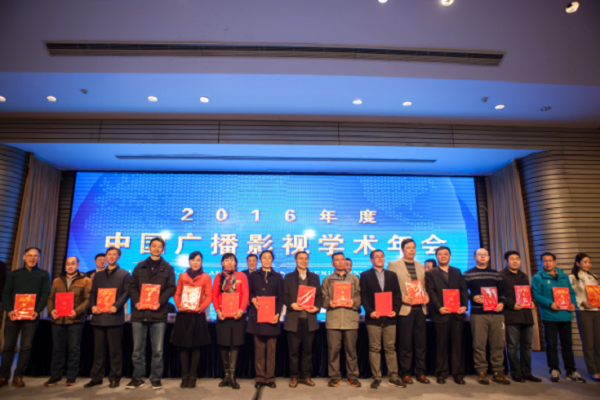 图片默认标题