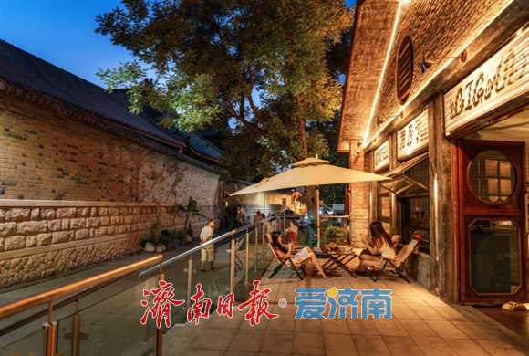 山东济南：夜游泉城新地标，百年上新街焕活城市“夜动力”