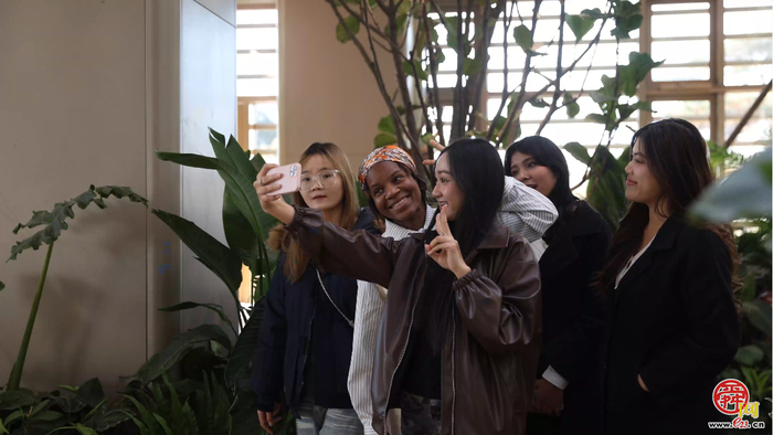 外眼看济南 | 当“鹊华秋色”遇见未来之城