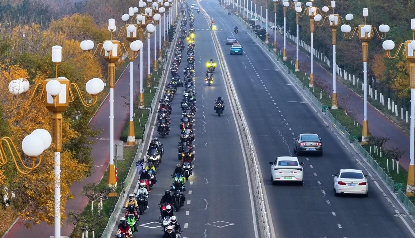 山东蓬莱:一场机车巡游带火一座仙境小城_fororder_图片1