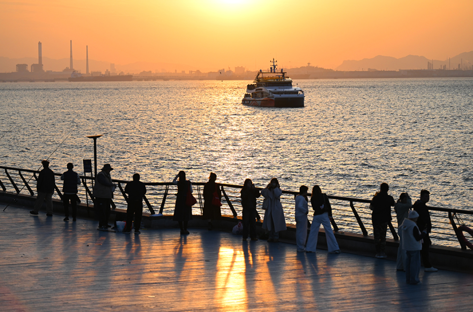 青岛金茂湾日落:邂逅秋日浪漫的秘境_fororder_图片19