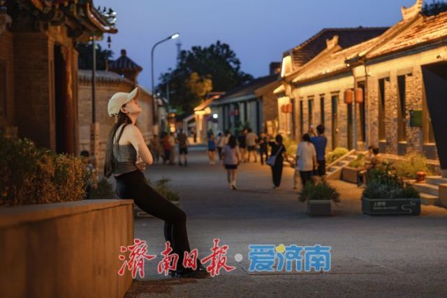 山东济南：夜游泉城新地标，百年上新街焕活城市“夜动力”