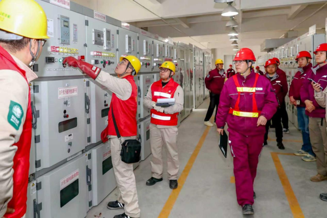 世界首台空心环形超导并联电抗器在沪投运