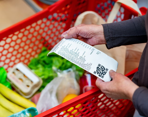 全球媒体聚焦 | 英媒:民调显示超六成美国选民认为气候危机推高生活成本