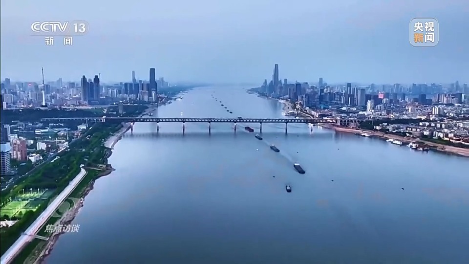 焦点访谈丨黄金水道含金量进一步提升 解码长江航运十年变化