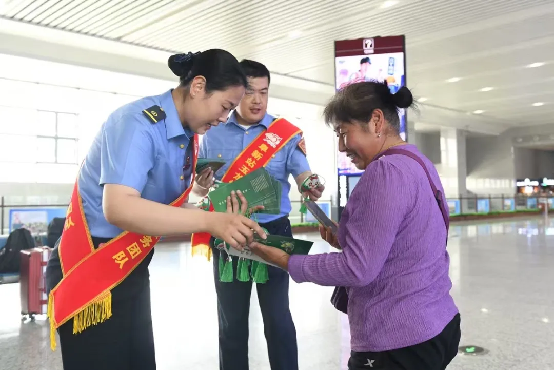 全国铁路1000余个站车,广泛开展“我的铁路风景:美好旅途 粽享端午”文化互动活动_fororder_企业微信截图_17488305445971
