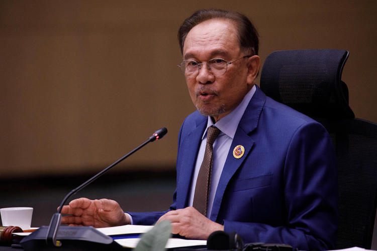 马来西亚总理:美国抓走马杜罗开创“危险先例”