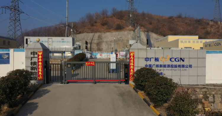 百米高空的守岁人丨新春走基层