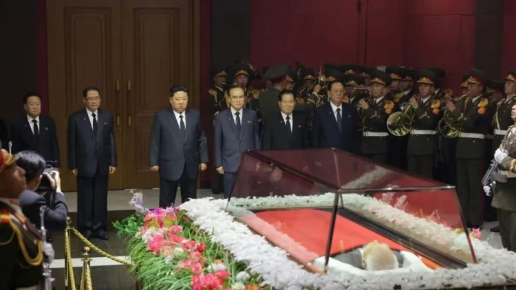 朝鲜最高人民会议常任委员会前委员长金永南逝世