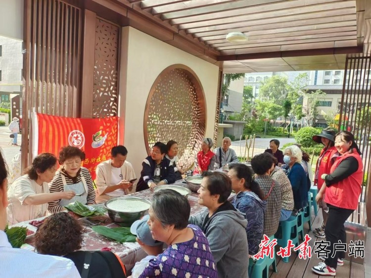 【甘快看】情系“一老一小” 绘就“朝夕美好”