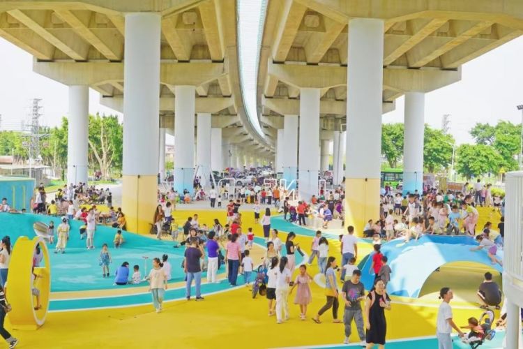 新华视点·关注城市更新|“1米高度”的需求如何被城市看见?_fororder_1