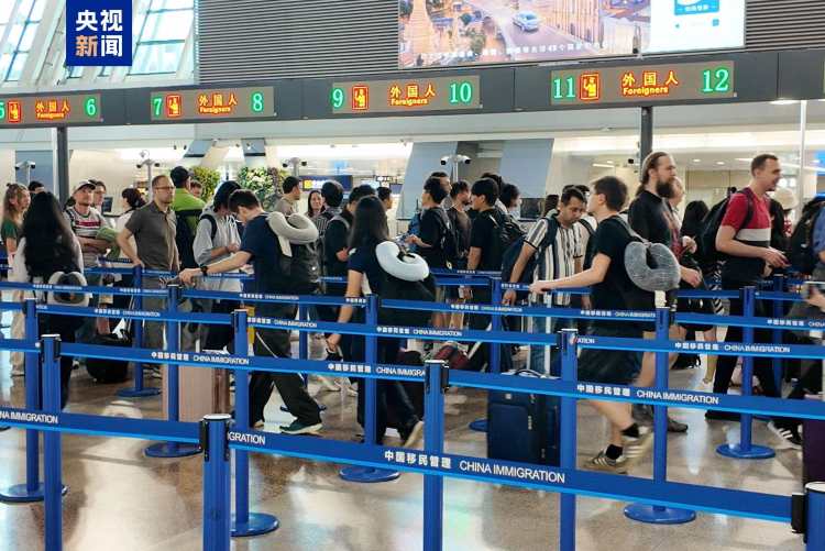 中方对南美五国免签政策实施一周年 上海口岸入境游持续升温