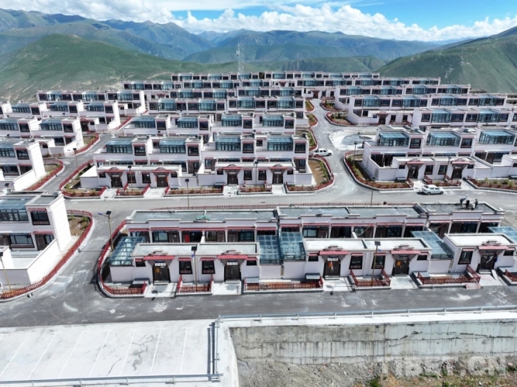 西藏山南:乡村美 生活暖_fororder_6