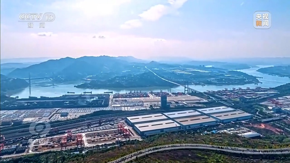 焦点访谈丨黄金水道含金量进一步提升 解码长江航运十年变化