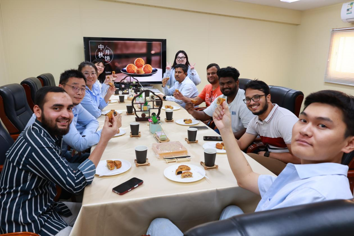 International Builders Celebrate Mid-Autumn Festival at Chinese-Saudi Project Camp_fororder_图片2